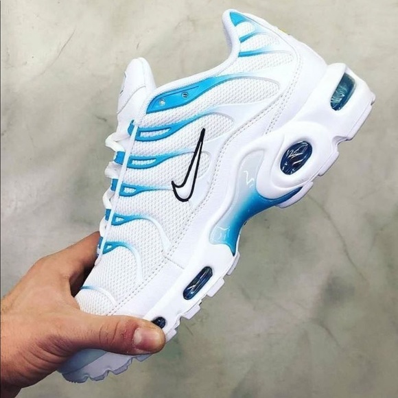 Meet your Posher, Aaron - Picture 1 of 1